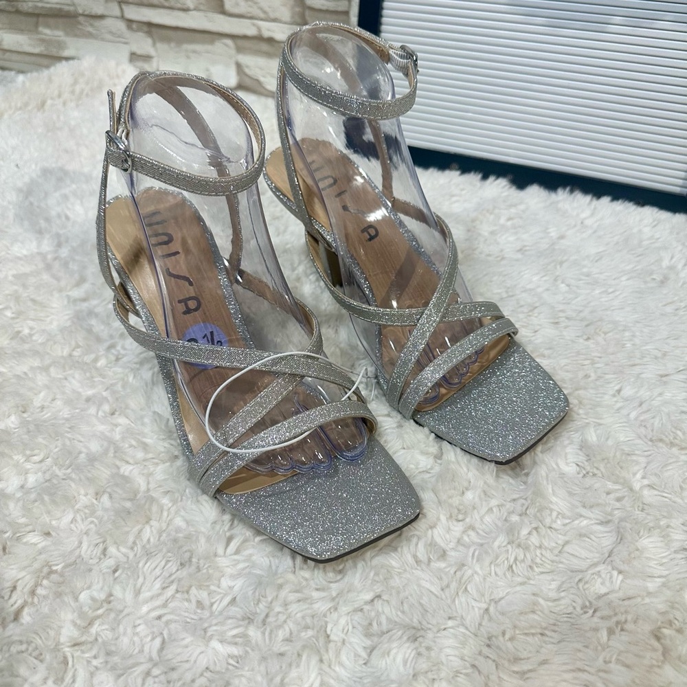 Unisa Unsyanna Silver 8.5 Strappy Women's Shoes